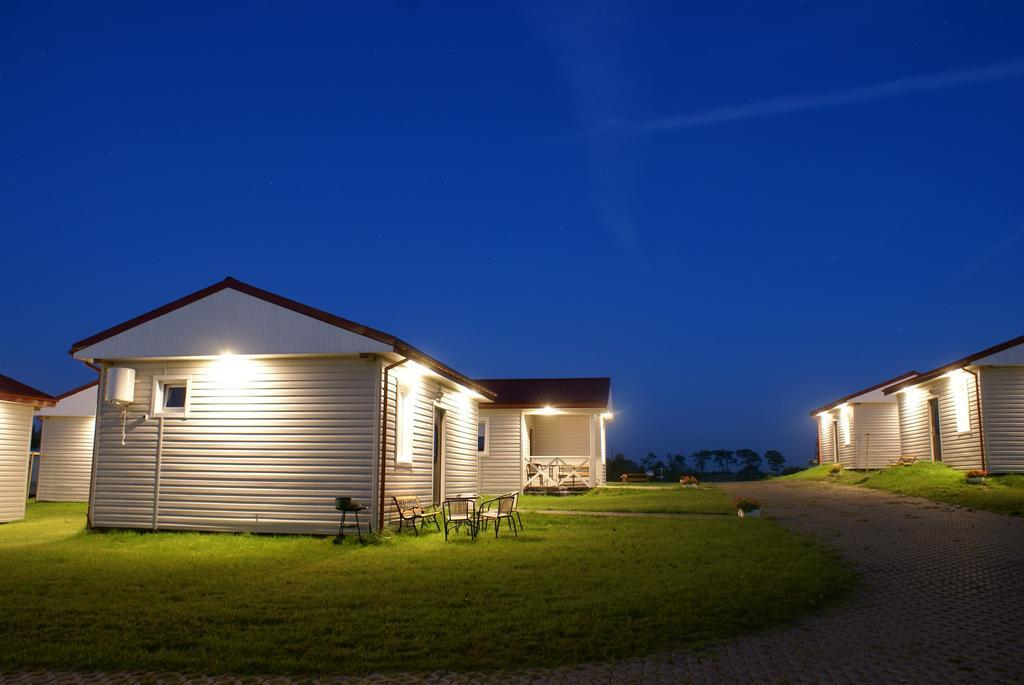 Villa Cuma Camp Sarbinowo Exterior foto